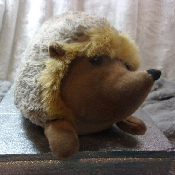 H-481 KUTE KIDS MORGAN HOME BROWN HEDGEHOG DOOR STOPPER - Picture 2 of 7